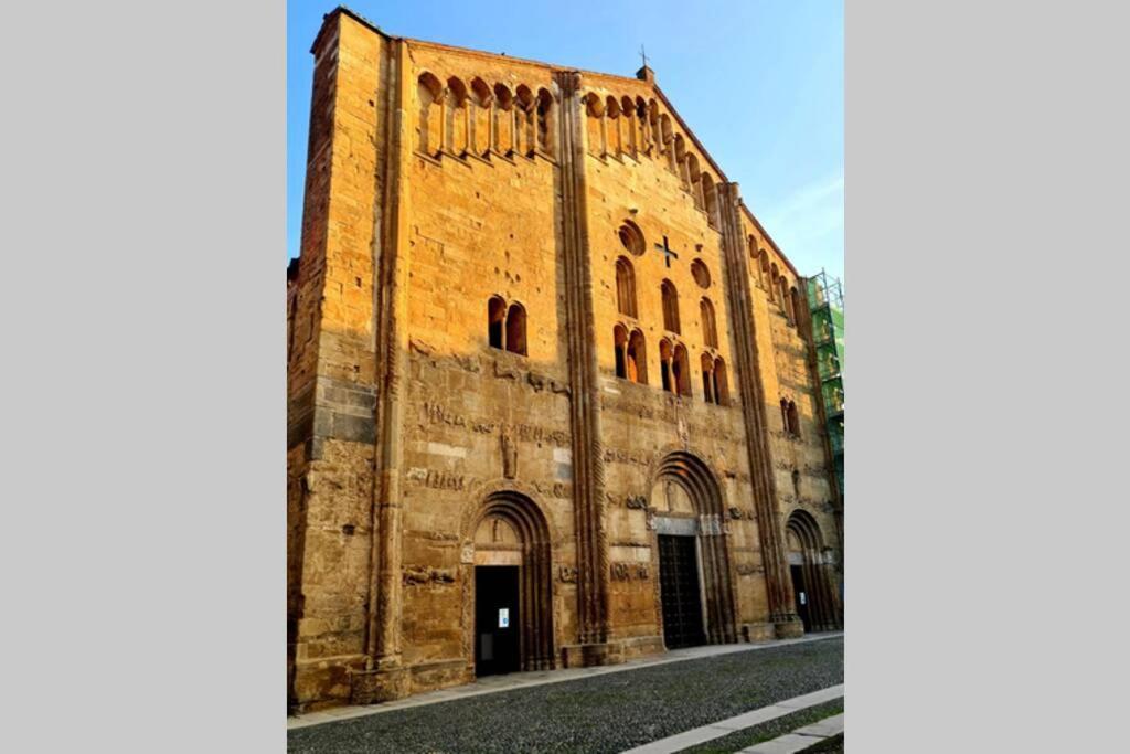 Maison Marina_Pavia San Michele Centro Storico Zewnętrze zdjęcie